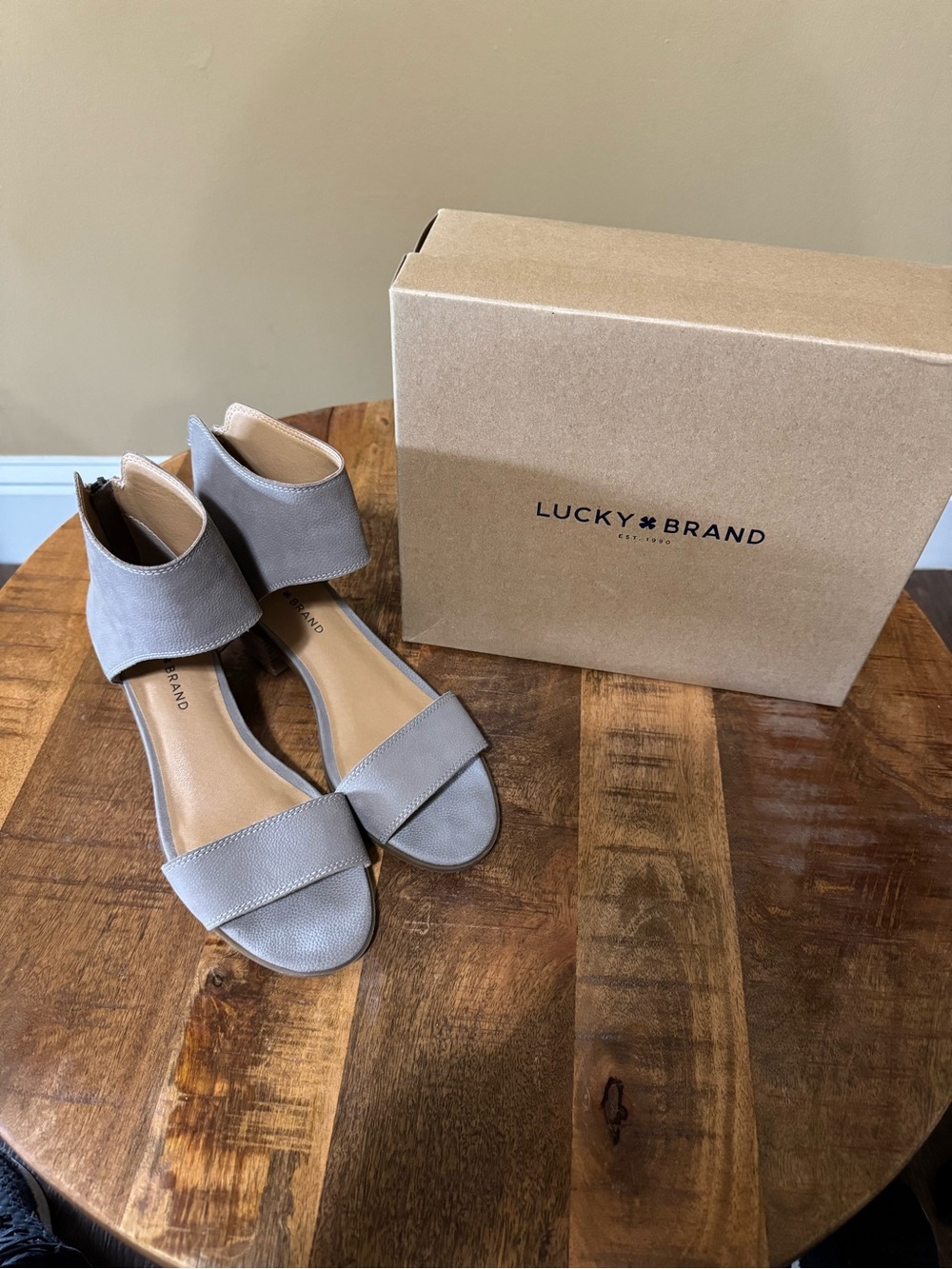 Lucky Brand Gray Open-Toe Ankle-Cuff Sandals